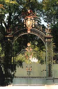 Rooster Gate at the Elysée Palace